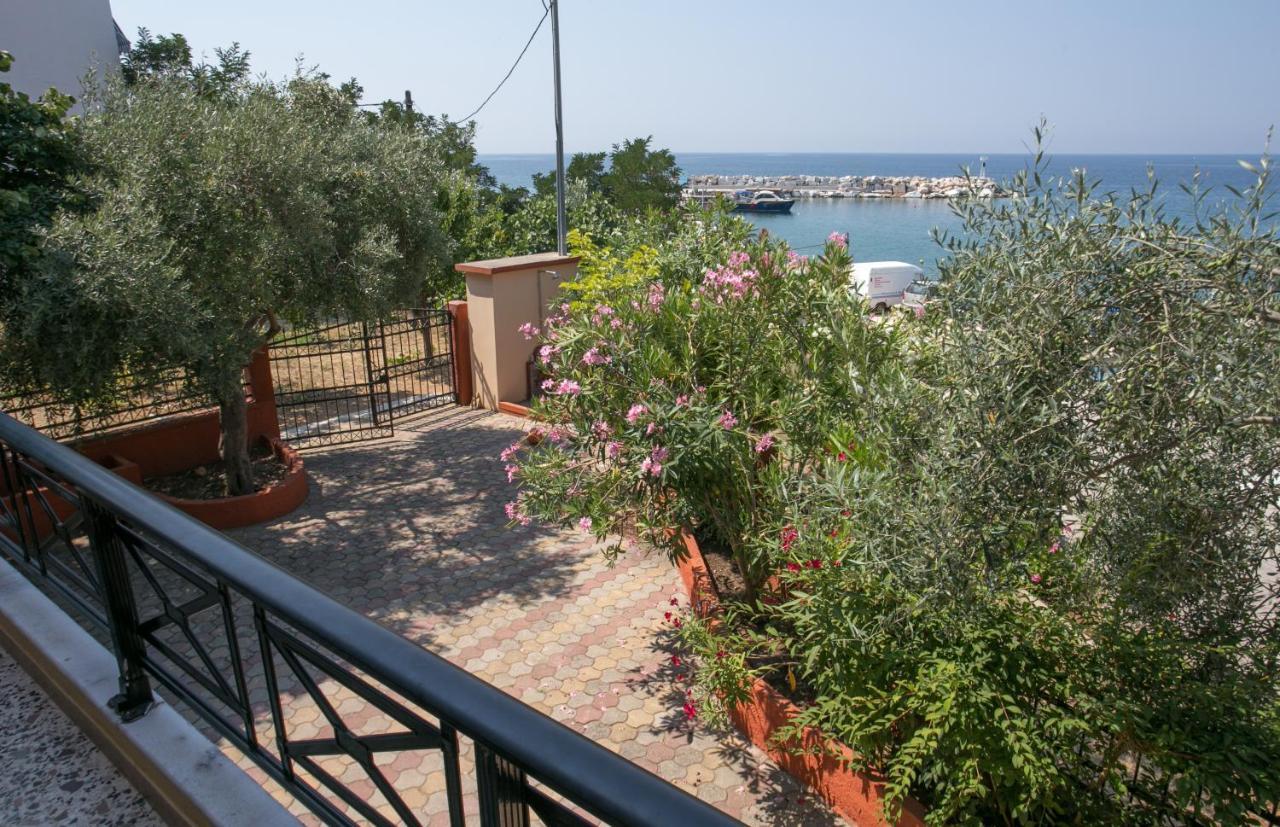 Elvetia Villa Potos Dış mekan fotoğraf
